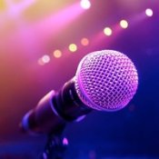 Песня – Красненькая Шапка С Черным Пистолетом